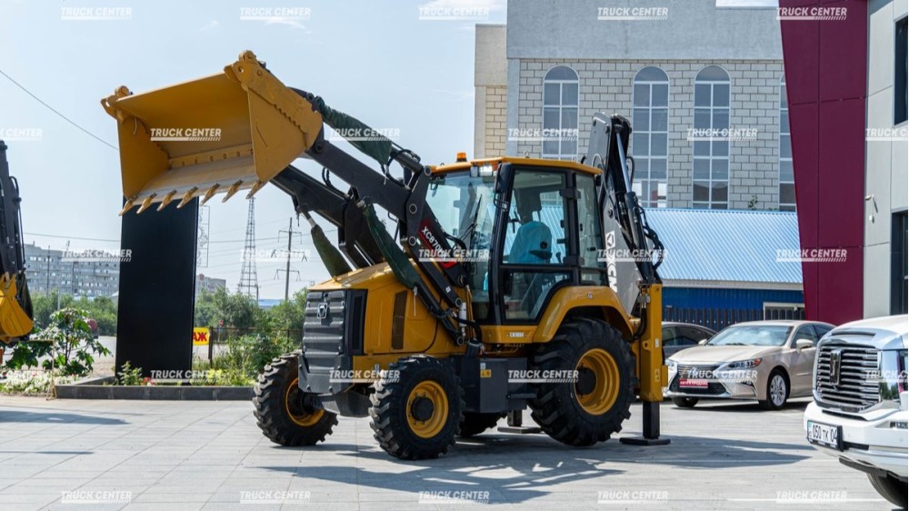 Экскаватор погрузчик XCMG XC870HK