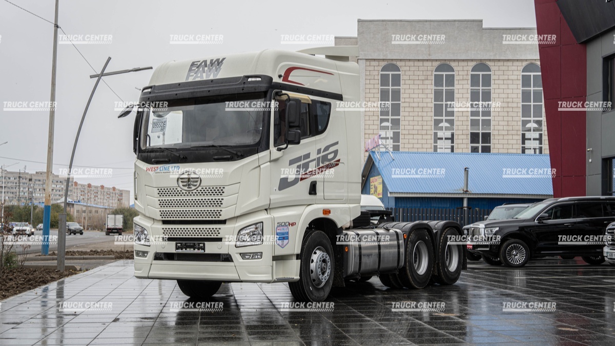 Седельный тягач FAW JH6 (6×4)