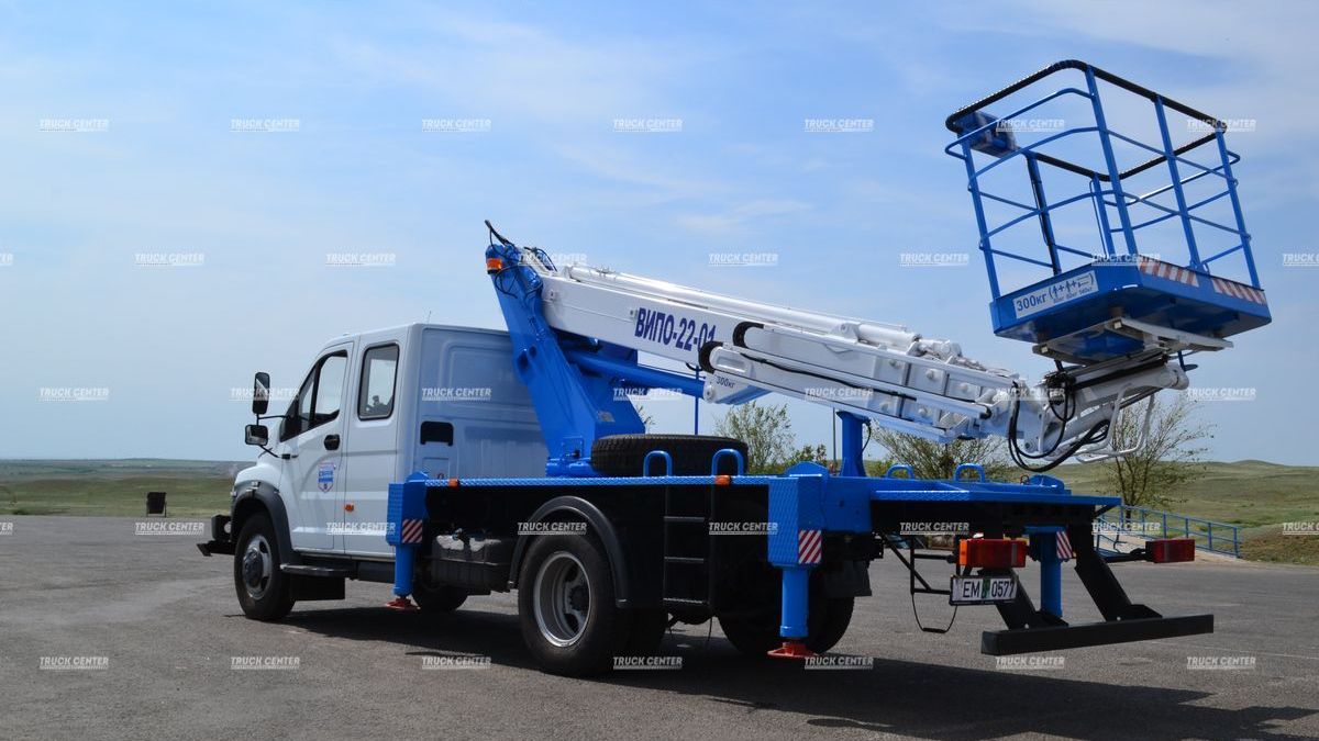 Автогидроподъемник АГП (автовышка) ВИПО-22-01 ГАЗ-С42R33 стрела за кабиной