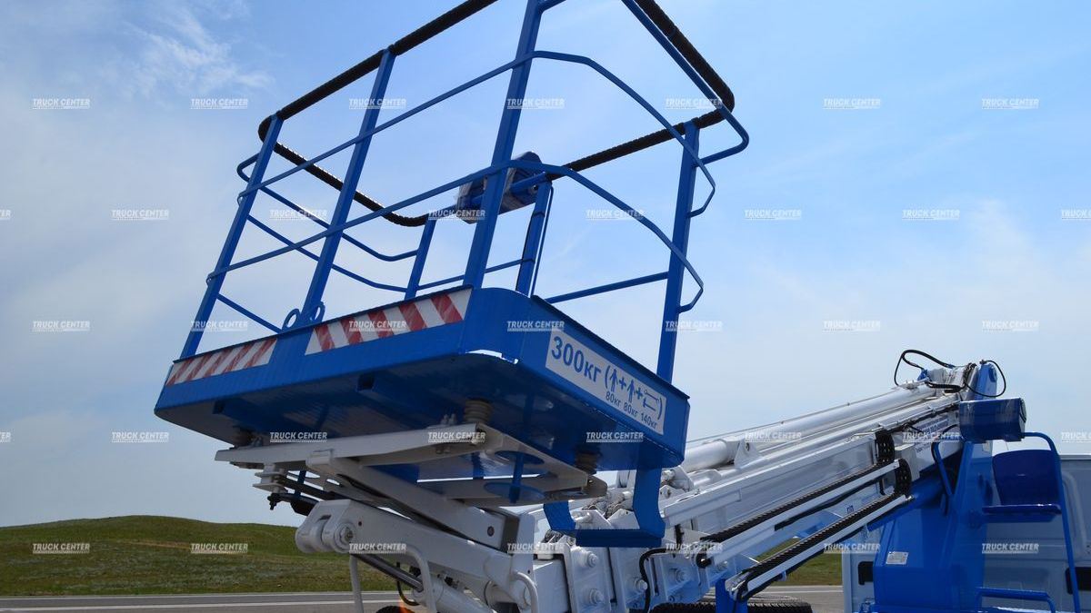 Автогидроподъемник АГП (автовышка) ВИПО-22-01 ГАЗ-С42R33 стрела за кабиной