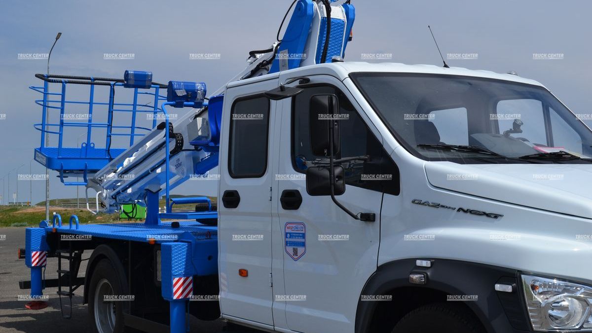 Автогидроподъемник АГП (автовышка) ВИПО-22-01 ГАЗ-С42R33 стрела за кабиной