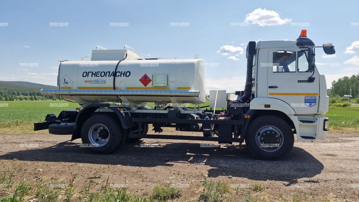Автотопливозаправщик АТЗ-8 (бензовоз) 8м³ на шасси КАМАЗ-43253