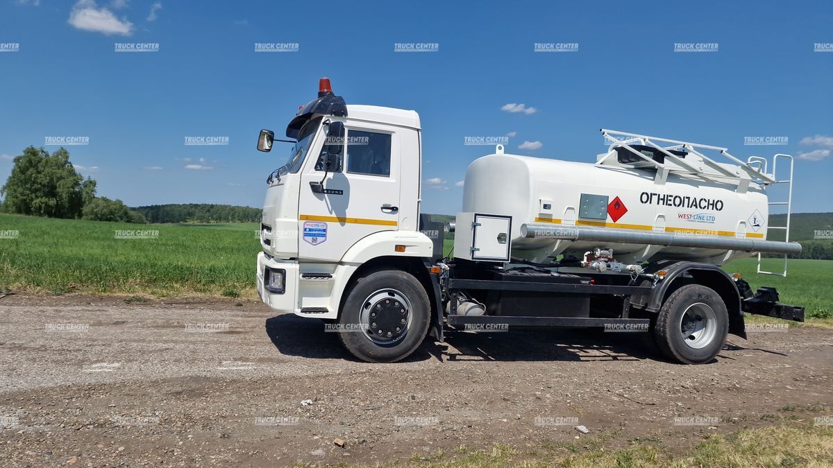 Автотопливозаправщик АТЗ-8 (бензовоз) 8м³ на шасси КАМАЗ-43253