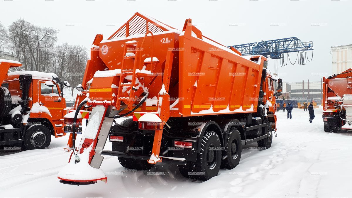 Комбинированная дорожная машина ЭД405В2, ЭД405В3