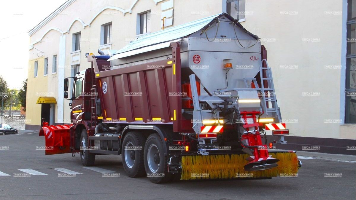 Комбинированная дорожная машина ЭД405В4