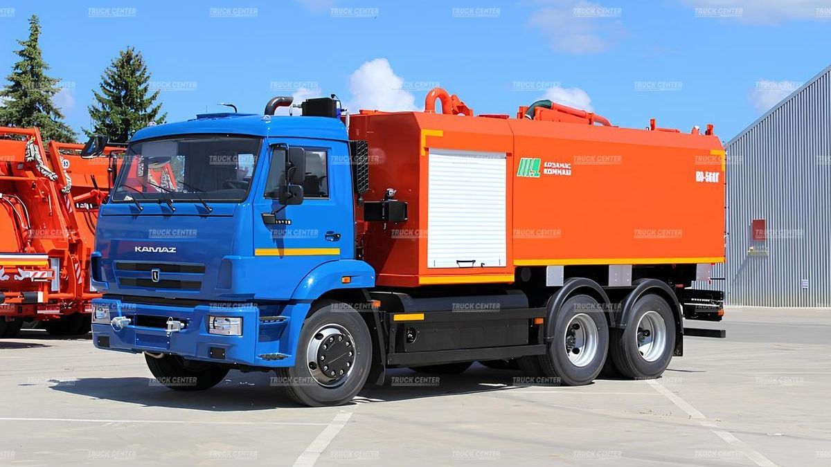 Комбинированная машина КО-560Г объем цистерны 6 м³ (ил)