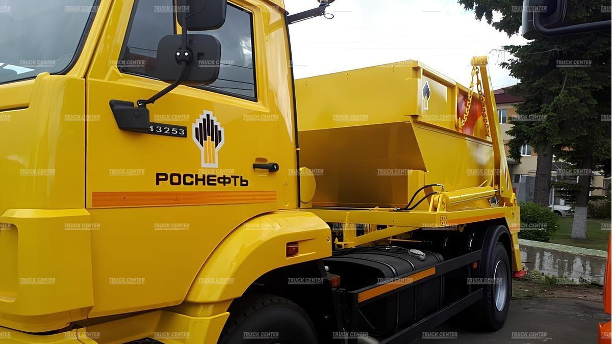 Мусоровоз контейнерный КО-440А1 объем кузова 8 м³