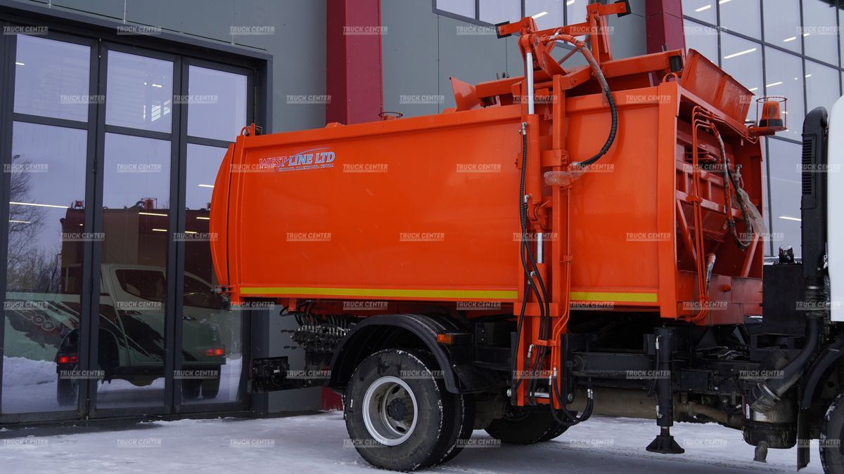 Мусоровоз с боковой загрузкой КО-440-2N объем кузова 9 м³ на шасси FAW