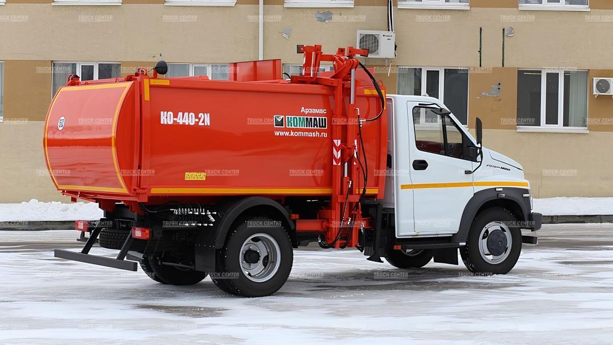 Мусоровоз с боковой загрузкой КО-440-2N объем кузова 9 м³ на шасси ГАЗ-С41R