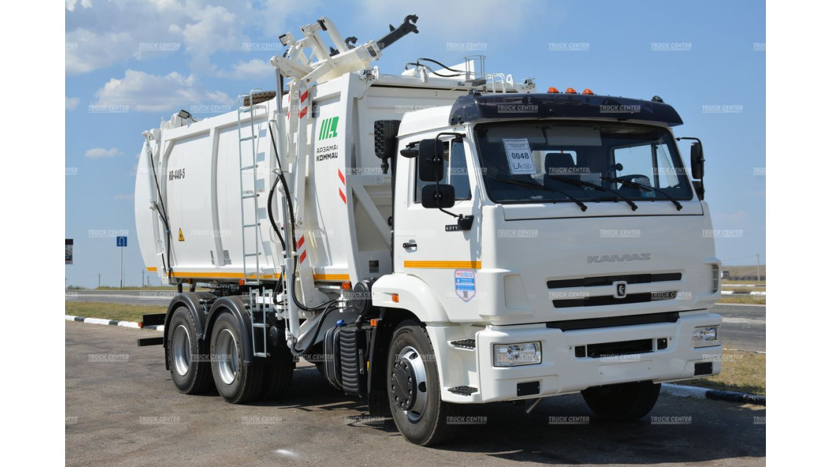 Мусоровоз с боковой загрузкой КО-440-5 объем кузова 22 м³