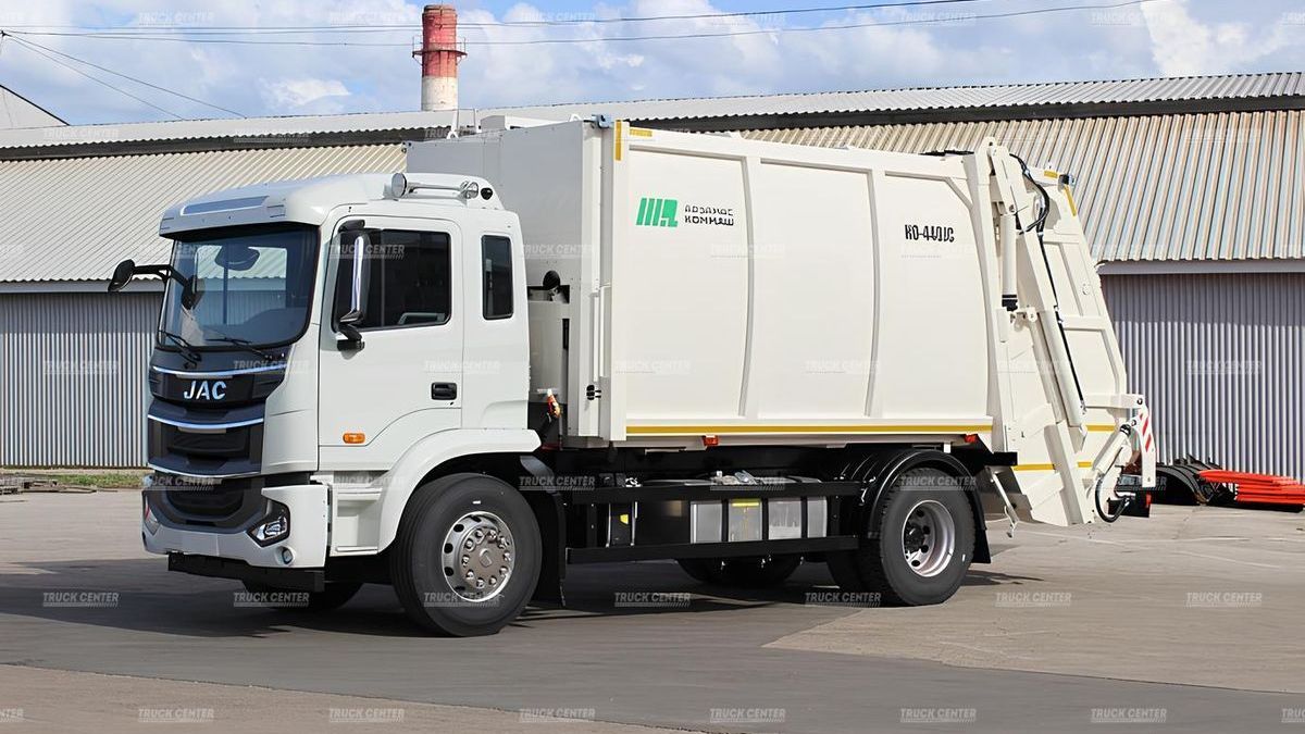 Мусоровоз с задней загрузкой КО-440JC объем кузова 19 м³