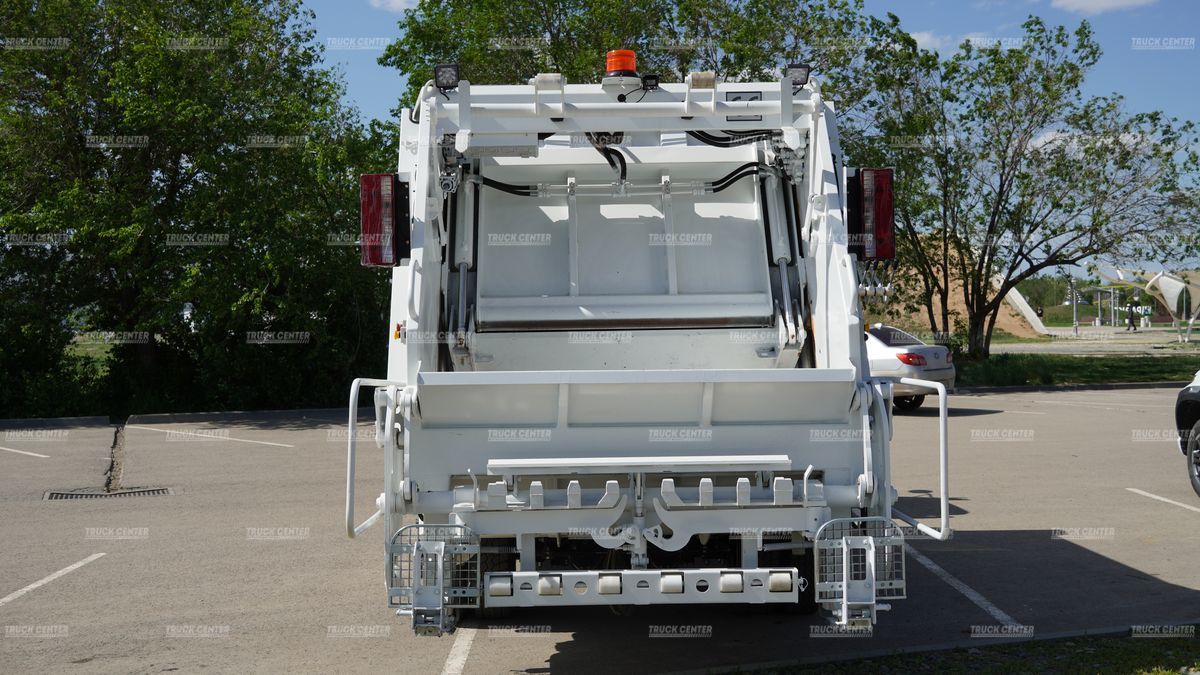 Мусоровоз с задней загрузкой KADEME на базе JAC N80 объем кузова 8 м³