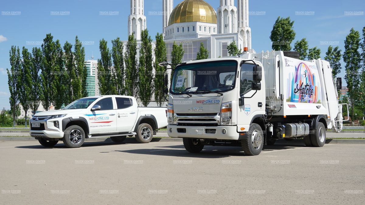 Мусоровоз с задней загрузкой KADEME на базе JAC N80 объем кузова 8 м³