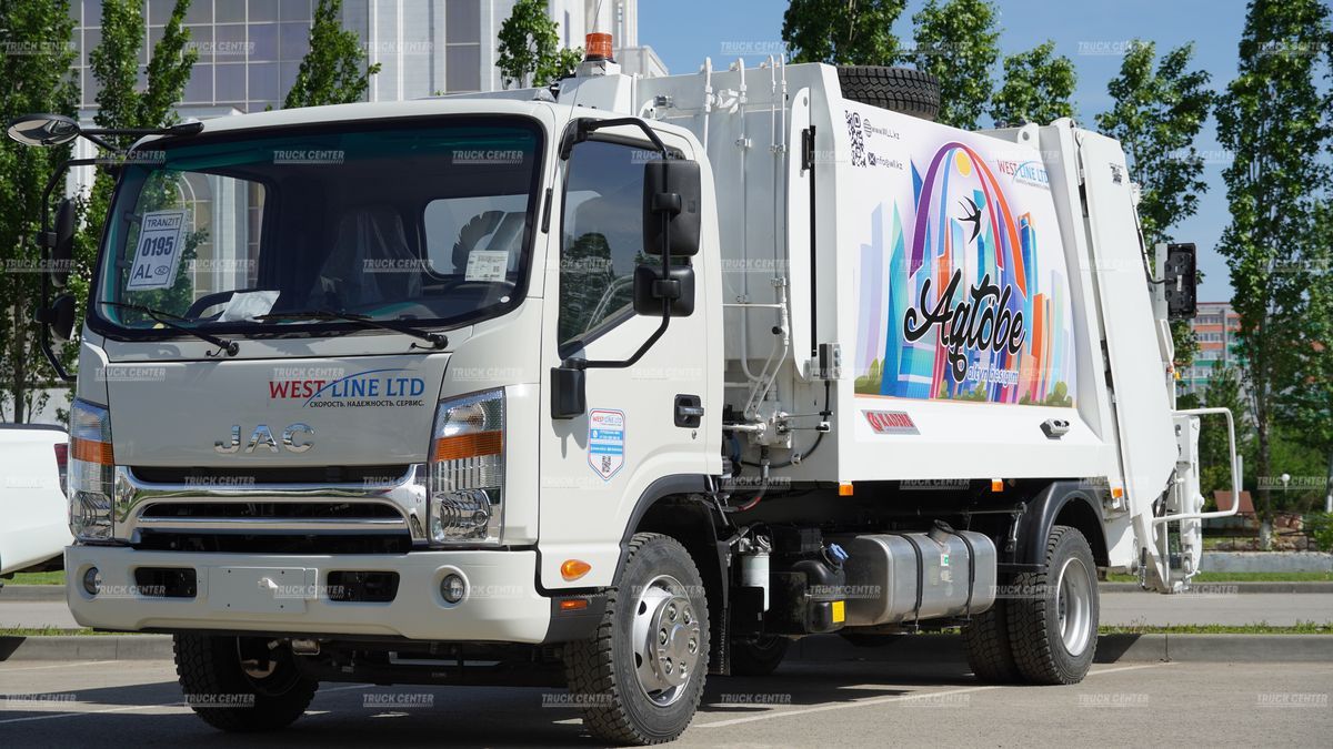 Мусоровоз с задней загрузкой KADEME на шасси JAC N80