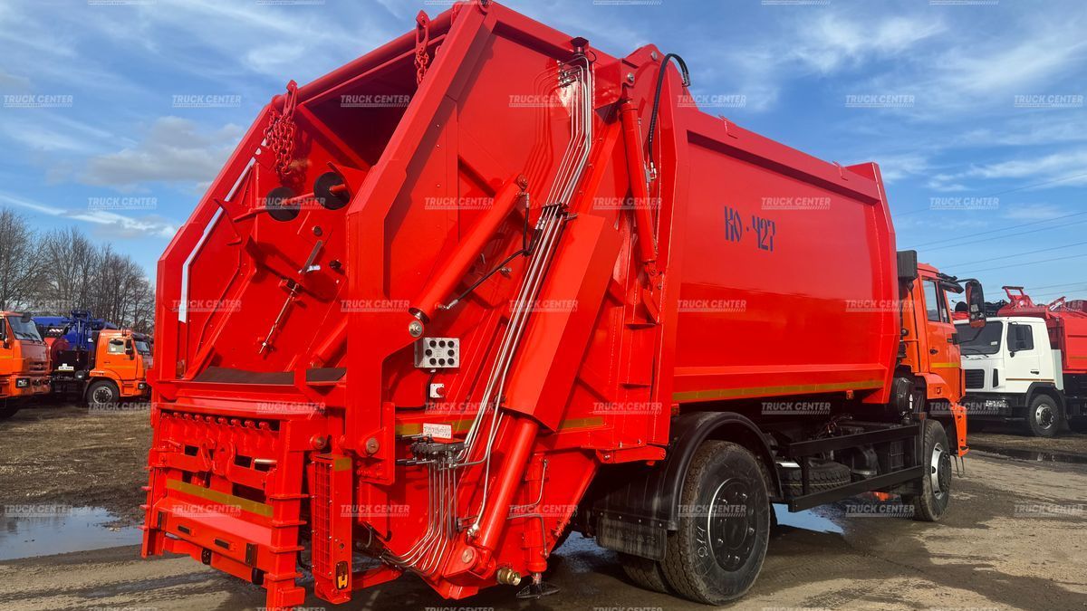 Мусоровоз с задней загрузкой КО-427-72 объем кузова 18,5м³