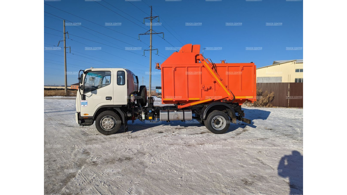 Мусоровоз с задней загрузкой КО-440N объем кузова 7,5 м³