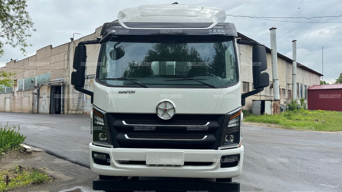 Мусоровоз с задней загрузкой КО-456-31 объем кузова 10 м³
