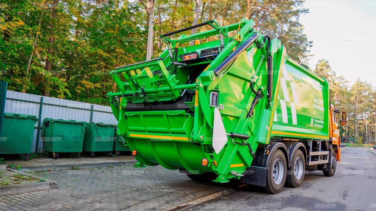 Мусоровоз с задней загрузкой СМ 18 объем кузова 19,5м³