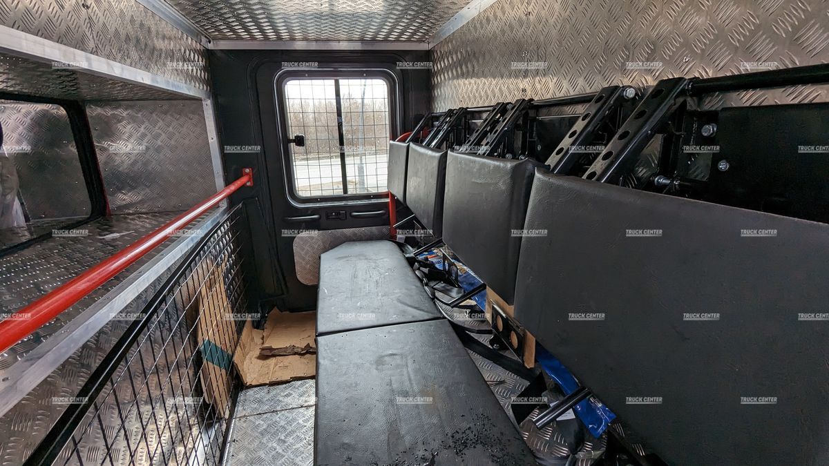 Пожарная автоцистерна на шасси КАМАЗ-43502