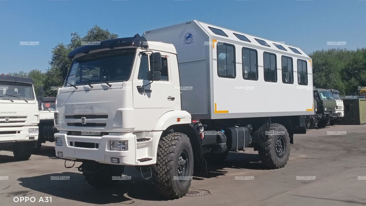 Вахтовый автобус КАМАЗ-43118 на 28 мест