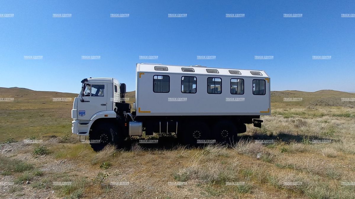 Вахтовый автобус КАМАЗ-43118 на 28 мест