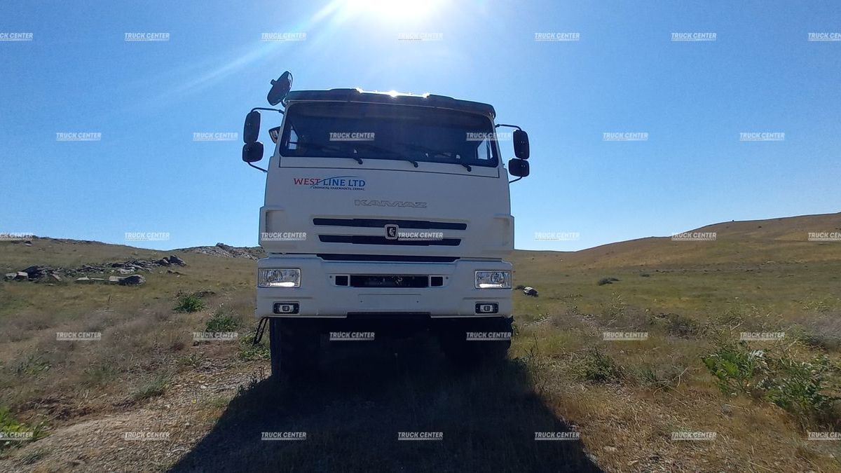 Вахтовый автобус КАМАЗ-43118 на 28 мест