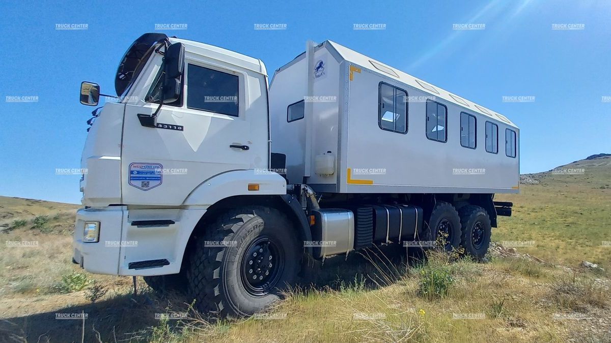 Вахтовый автобус КАМАЗ-43118 на 28 мест