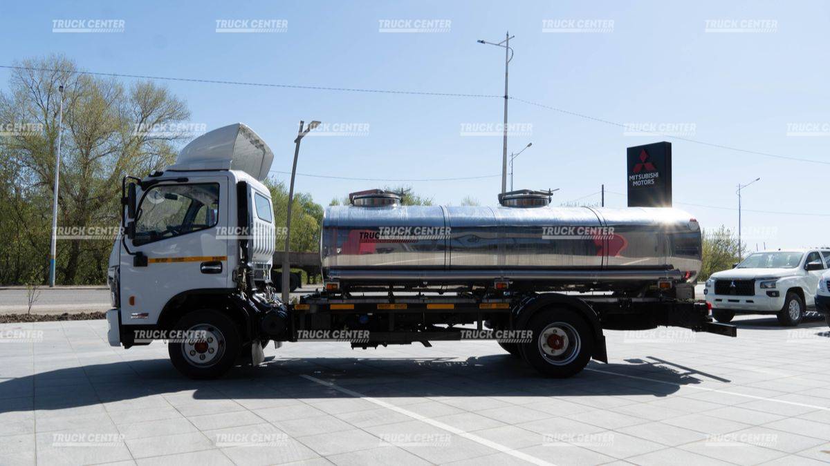 АЦПТ Автоцистерна пищевая 5 кубов на базе DongFeng C80N (4х2)