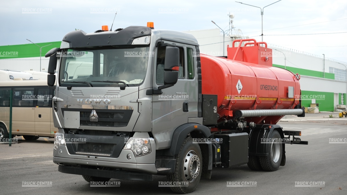 Автотопливозаправщик АТЗ-13