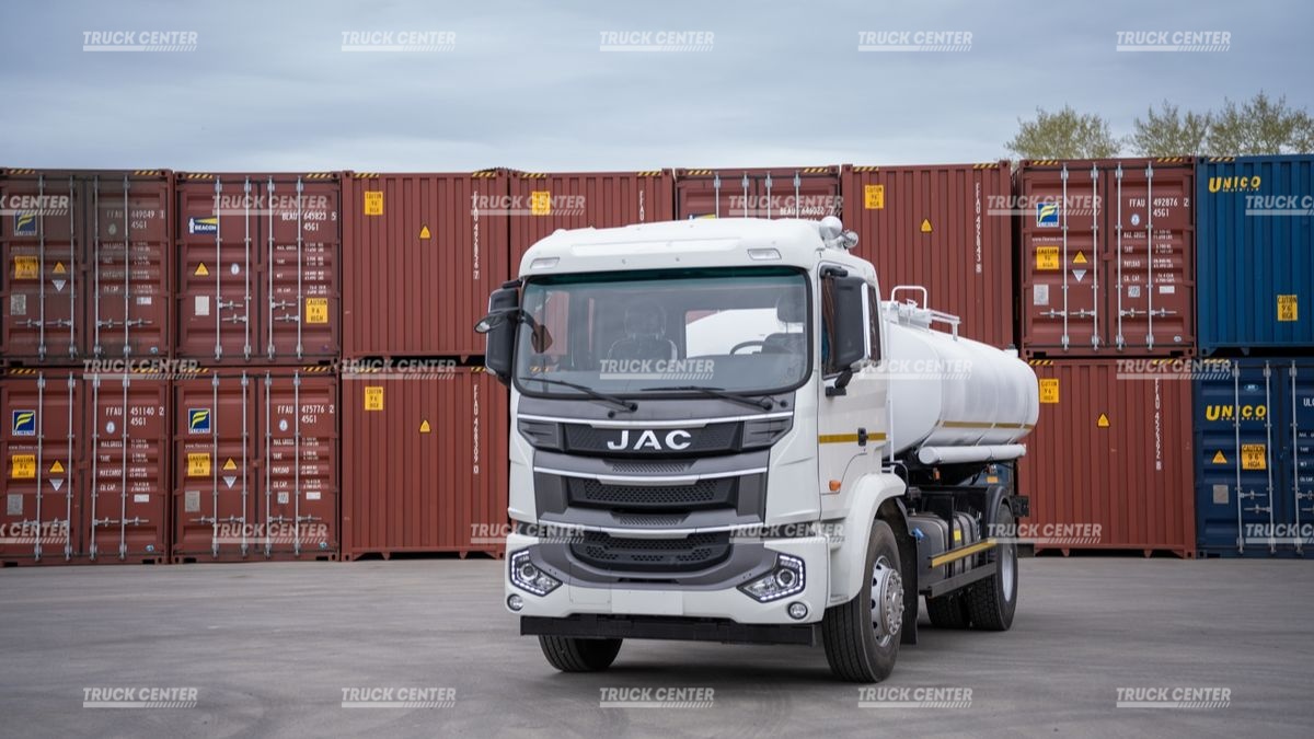 Автоцистерна пищевая АЦПТ 9 кубов на базе JAC N200 (4х2)
