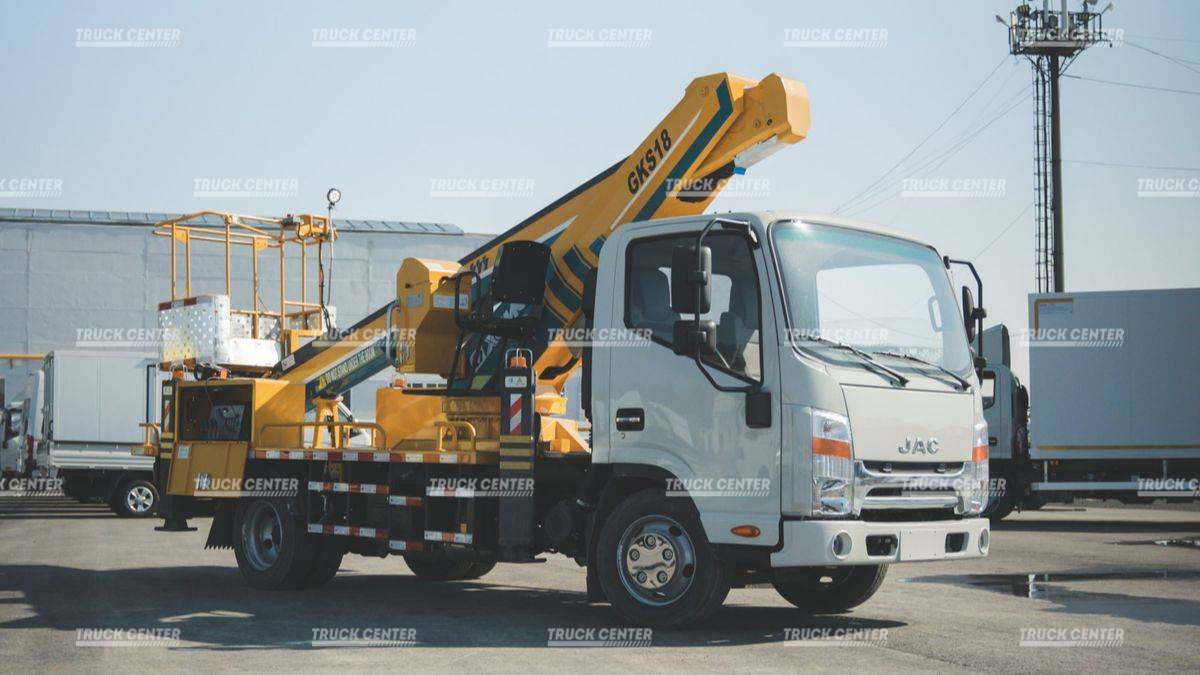 Автогидроподъемник АГП (автовышка) XCMG 18м JAC-N56