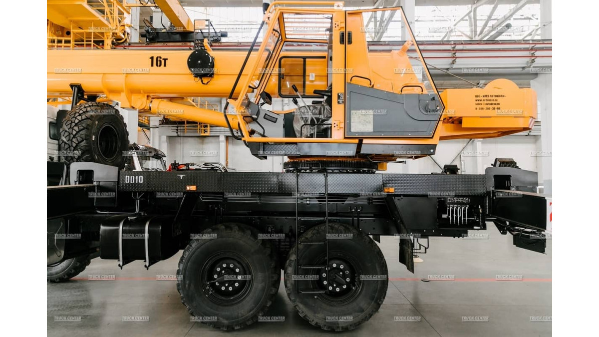 Купить автокран Ивановец КС-35714К-2-10 грузоподъемностью 16 тонн
