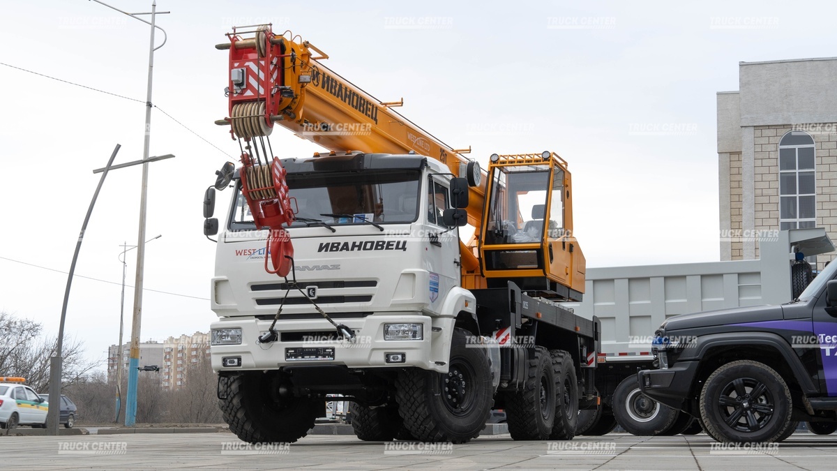 АВТОКРАН ИВАНОВЕЦ КС-45717К-3В (стрела 21 м)