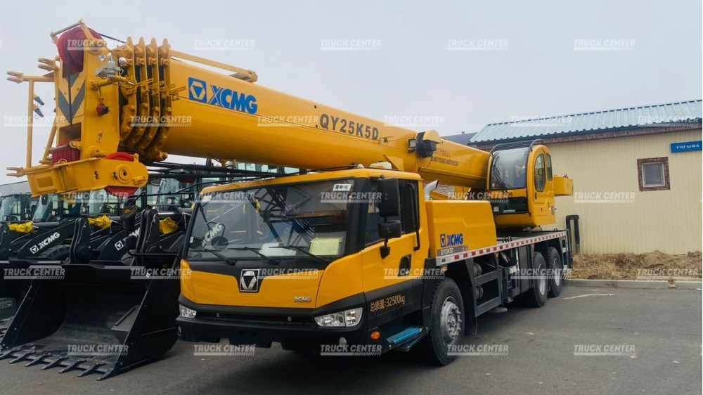 Автокран XCMG QY25K5D