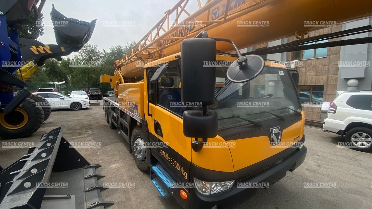 Автокран XCMG QY25K5D
