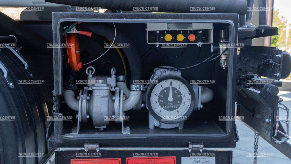 Автотопливозаправщик АТЗ-17 (бензовоз) 17 м³ на шасси КАМАЗ 65115-50