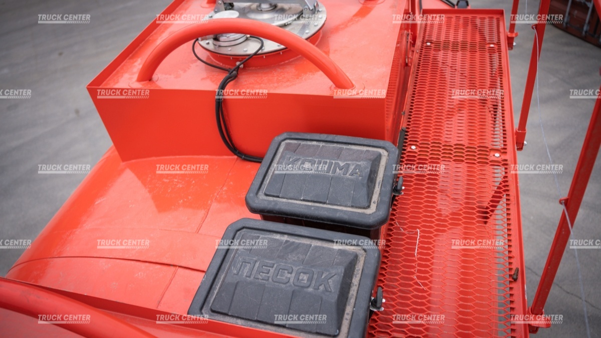 Автотопливозаправщик АТЗ-10 (бензовоз) 10м³ на шасси JAC N200