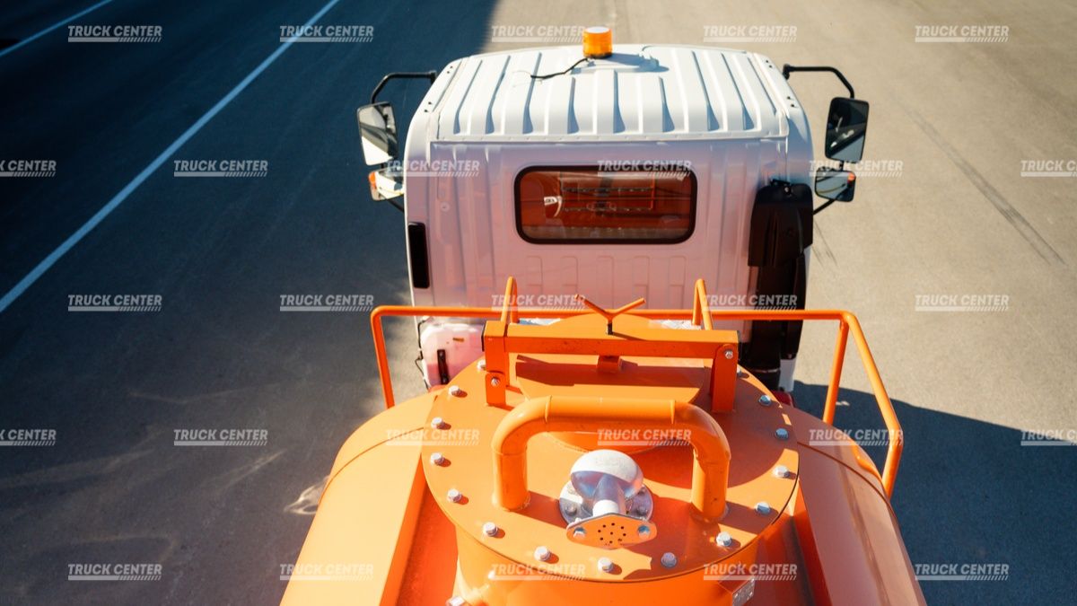 Автотопливозаправщик АТЗ-3 (бензовоз) 3м³ на шасси JAC N56