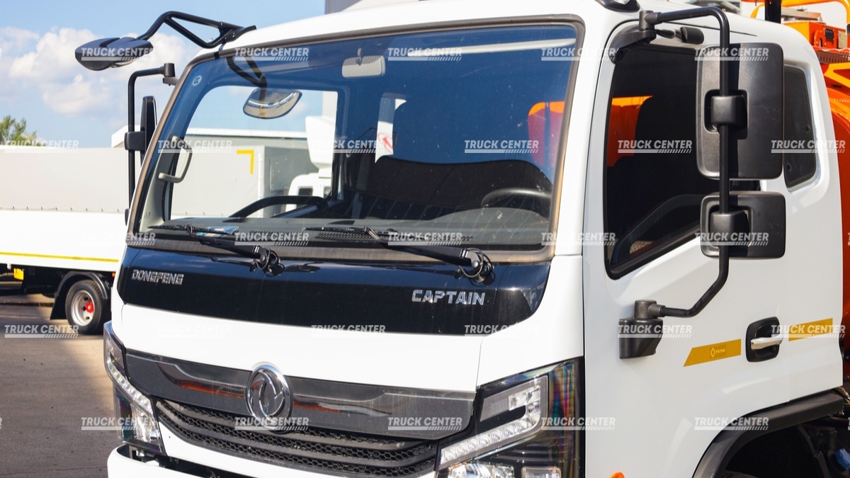 Бортовой автомобиль DONGFENG С120S
