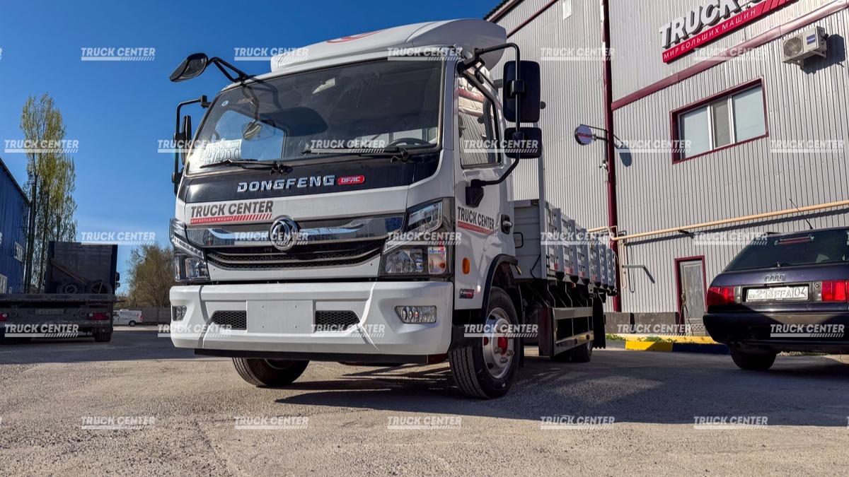 Бортовой автомобиль DONGFENG С80N
