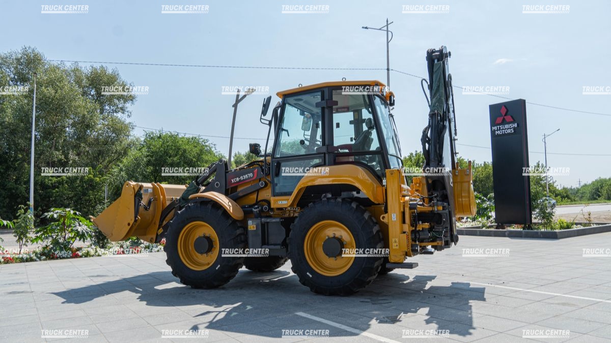  Купить экскаватор погрузчик XCMG SC8-S3570 в Казахстане