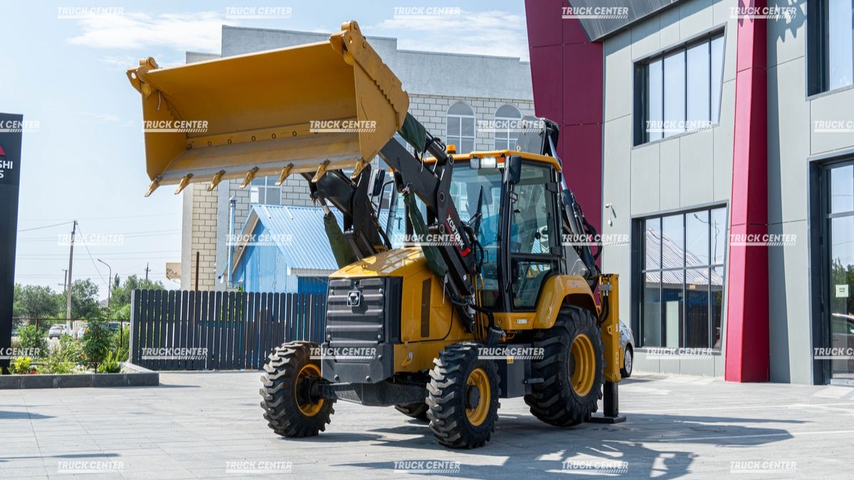 Экскаватор погрузчик XCMG XC870HK