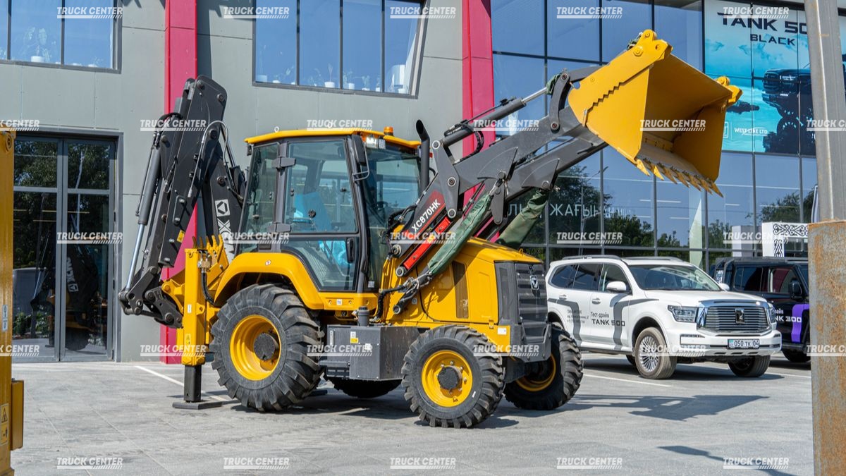 Экскаватор погрузчик XCMG XC870HK