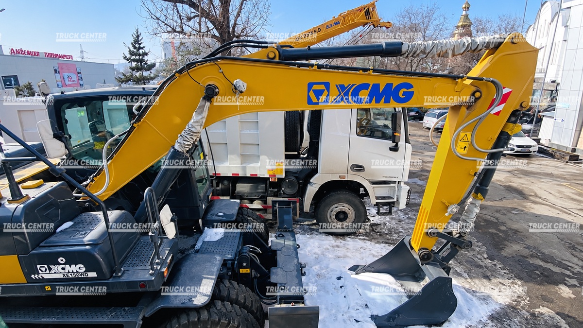 Экскаватор XCMG XE150WB