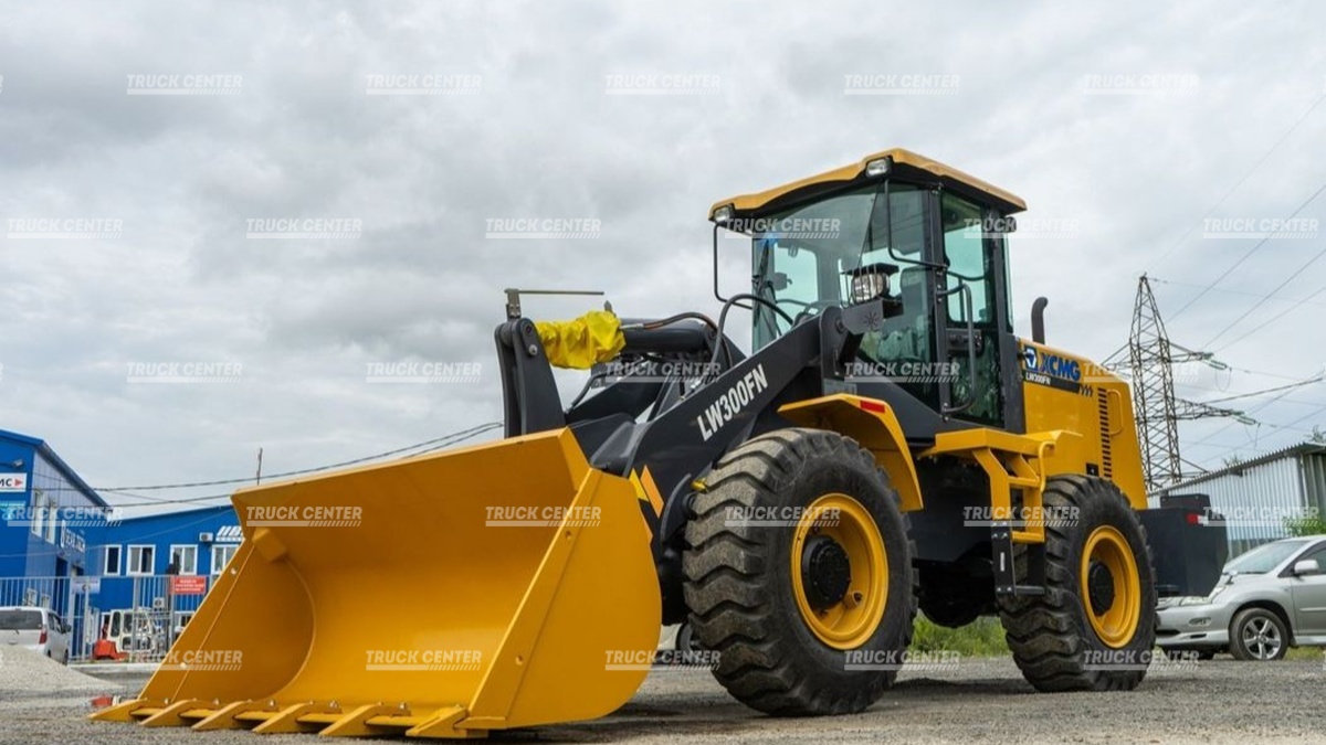 Фронтальный погрузчик XCMG LW300FN -1,8 куб