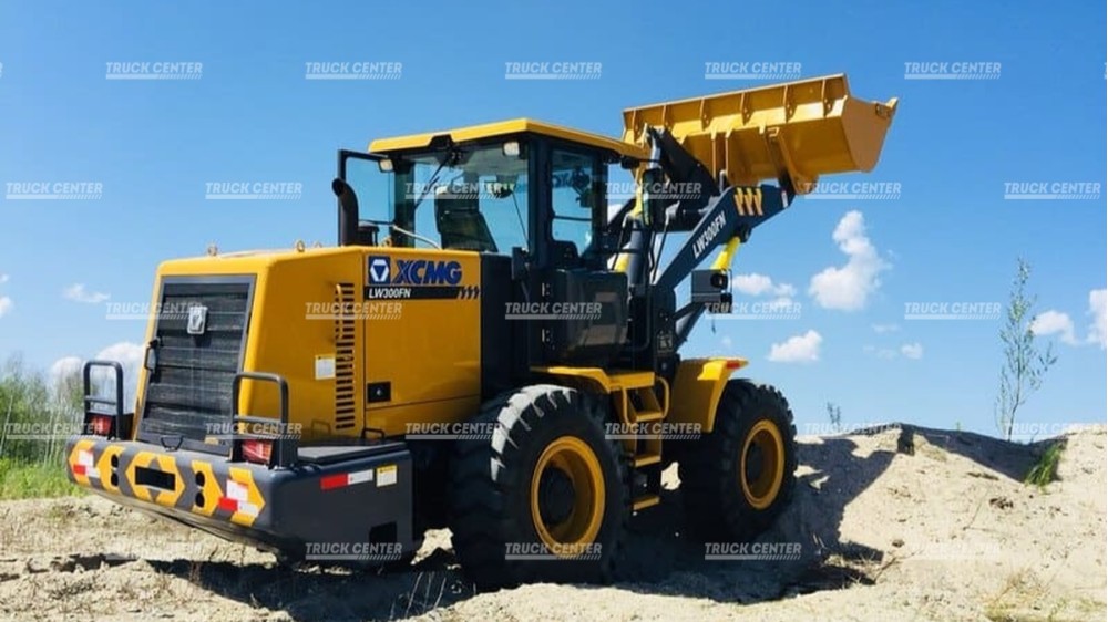 Фронтальный погрузчик XCMG LW300FN -1,8 куб