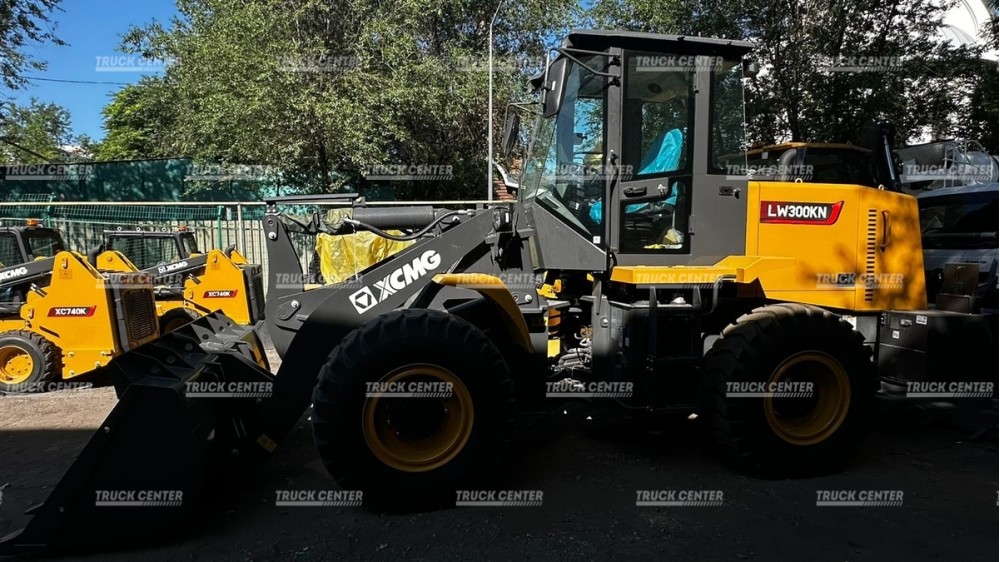 Фронтальный погрузчик XCMG LW300KN - 1,8 куб