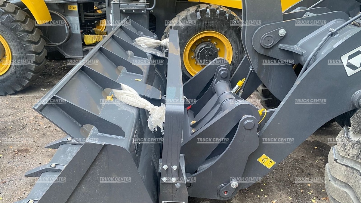 Фронтальный погрузчик XCMG LW300KN - 1,8 куб