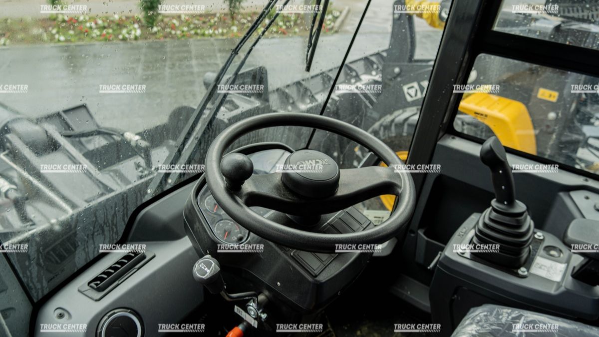 Фронтальный погрузчик XCMG XC936 - 1,8 куб