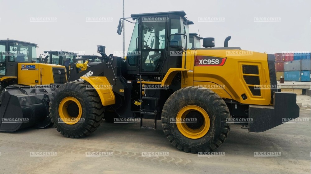 Фронтальный погрузчик XCMG XC958 - 3,5 куба